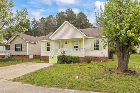 2108 Mckinnon Dr, Clayton, NC 27520