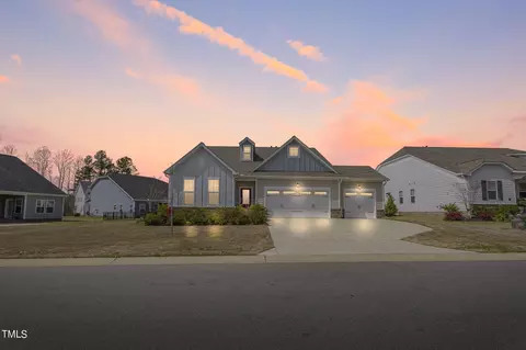 3505 Long Townsend Ave, Fuquay Varina, NC 27526