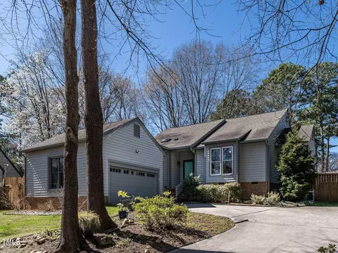 106 Bethenia Pl, Cary, NC 27511