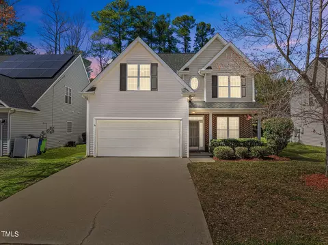 7739 Braefield Dr, Raleigh, NC 27616