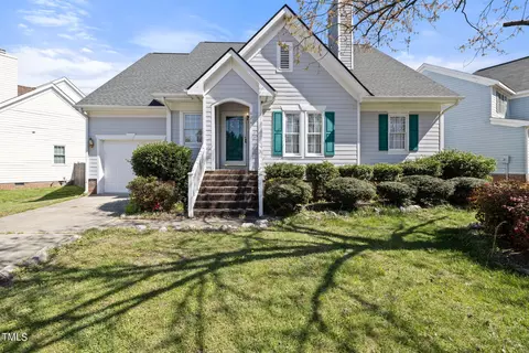 424 Mountain Lake Dr, Raleigh, NC 27610