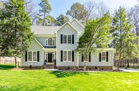 204 Cobblestone Dr, Chapel Hill, NC 27516