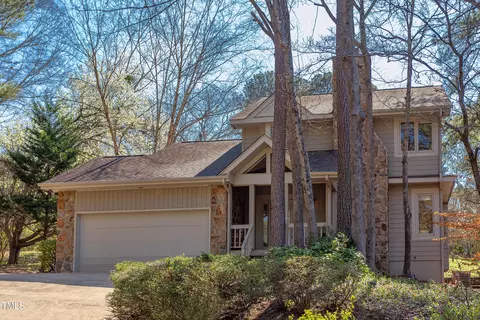 30 Sandstone Ridge Dr, Durham, NC 27713 photo 2