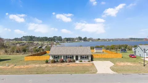 187 Mill Stream Dr, Selma, NC 27576 photo 2