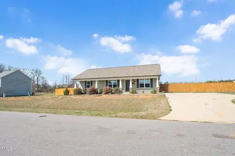 187 Mill Stream Dr, Selma, NC 27576 photo 4