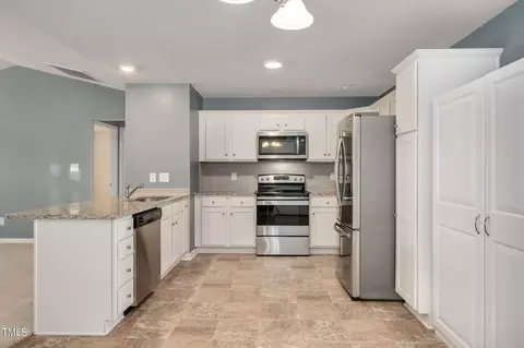 187 Mill Stream Dr, Selma, NC 27576 photo 12