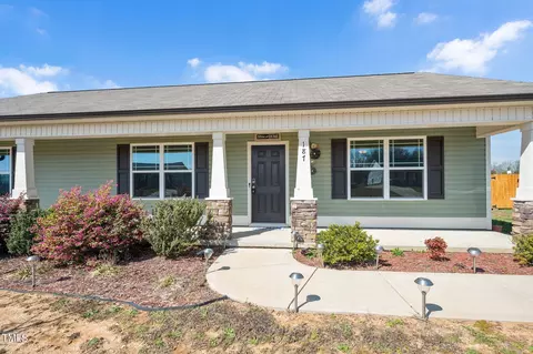 187 Mill Stream Dr, Selma, NC 27576 photo 3