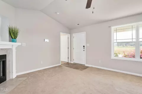187 Mill Stream Dr, Selma, NC 27576 photo 5