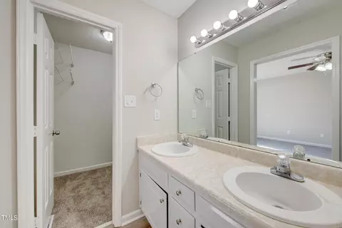 500 Rockvale Ct, Benson, NC 27504 photo 14