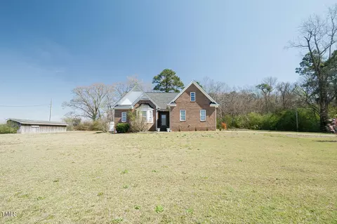 2562 Wrench Rd, Godwin, NC 28344
