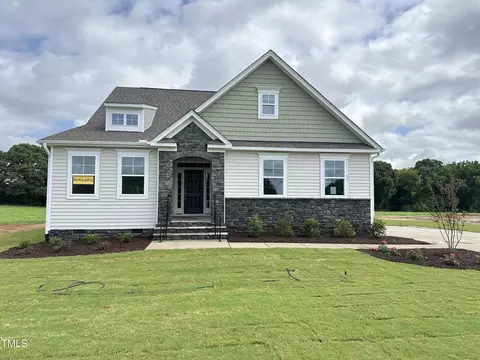 73 Sage Ln #008, Four Oaks, NC 27524