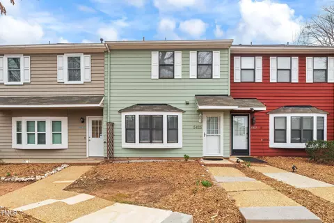 5425 Pine Top Cir, Raleigh, NC 27612