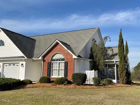 128 Glenalmond Ct, Dunn, NC 28334