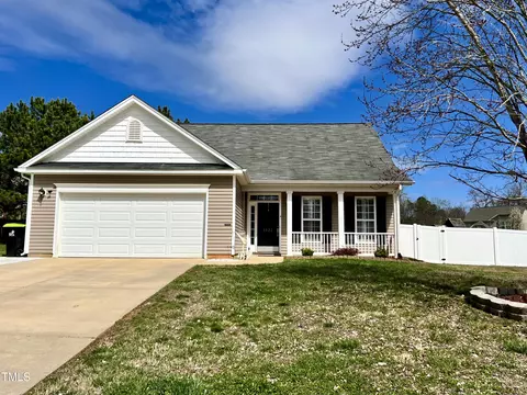 3922 Northrop Dr, Haw River, NC 27258