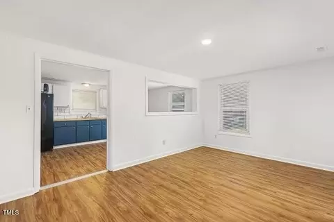 2528 Glenbrook Dr, Durham, NC 27704 photo 2