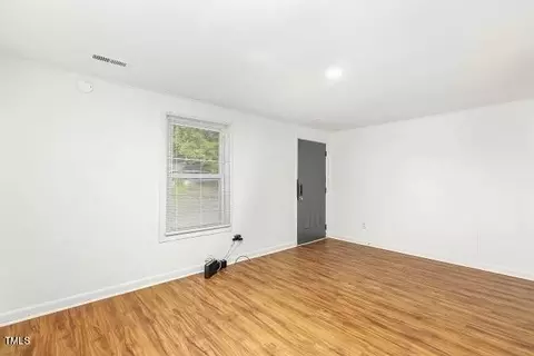 2528 Glenbrook Dr, Durham, NC 27704 photo 3