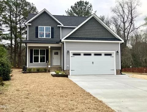 49 White Oak Dr, Smithfield, NC 27577