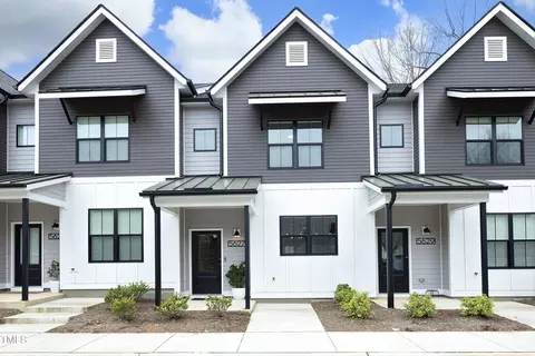 5627 Johnson Woods Ct, Raleigh, NC 27609