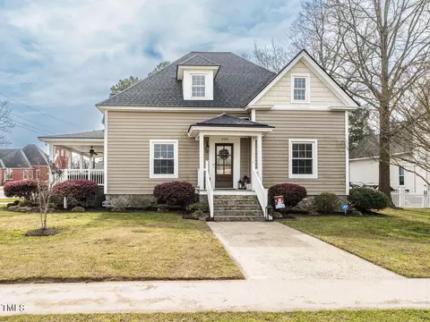 200 S Railroad St, Kenly, NC 27542