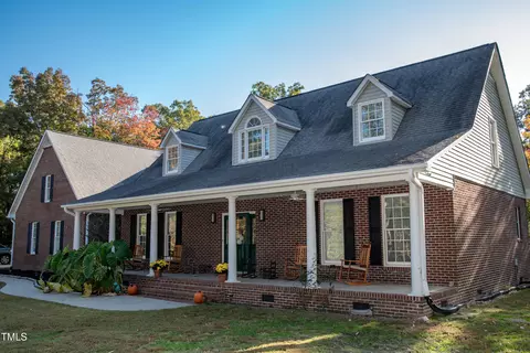 253 Cothran Hicks Rd, Rougemont, NC 27572
