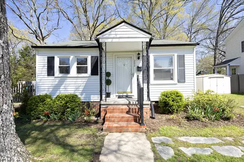 202 Shelton St, Carrboro, NC 27510