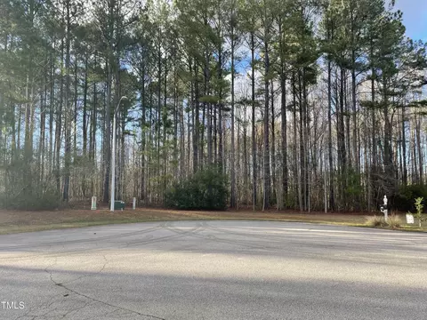 8200 Pine Wood Rd, Middlesex, NC 27557