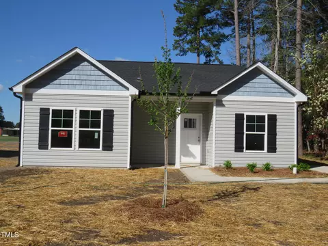 2232 Sherwood Ave, Tarboro, NC 27886