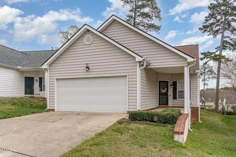 2116 Castle Pines Dr, Raleigh, NC 27604