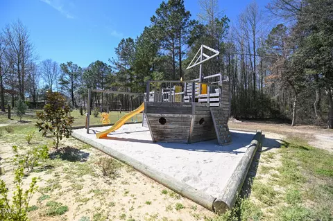 664 Old Fairground Rd, Willow Spring, NC 27592 photo 33