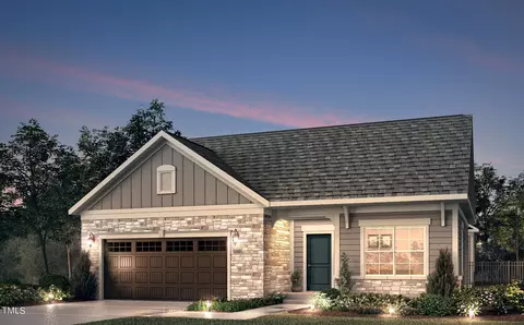 608 Crooked Pine Dr, Cary, NC 27519