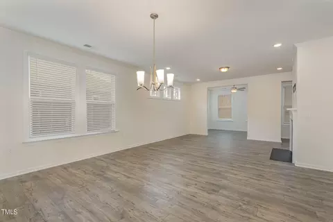1007 Morrison Dr, Durham, NC 27703 photo 6