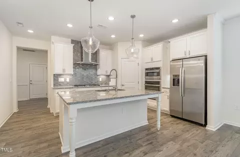 1007 Morrison Dr, Durham, NC 27703 photo 3