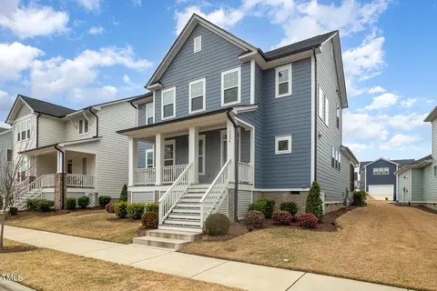 5224 Crescent Square St, Raleigh, NC 27616