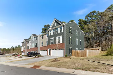 4765 Randall Rd, Durham, NC 27707 photo 2