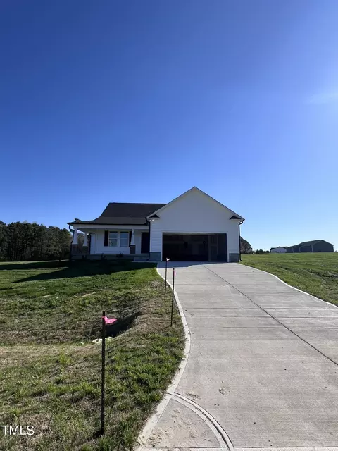 60 Hydrangea Ln, Benson, NC 27504 photo 2
