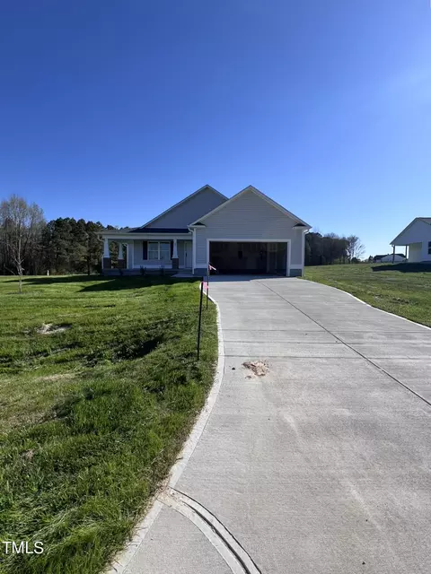 80 Hydrangea Ln, Benson, NC 27504