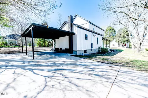 303 N 14th St, Erwin, NC 28339 photo 2