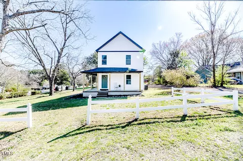 303 N 14th St, Erwin, NC 28339 photo 8