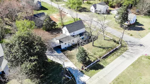 303 N 14th St, Erwin, NC 28339 photo 9