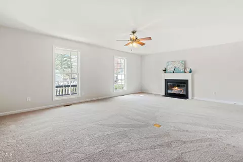 1513 Burchcrest Dr, Garner, NC 27529 photo 5