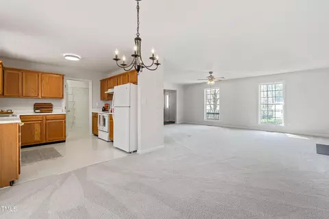 1513 Burchcrest Dr, Garner, NC 27529 photo 10