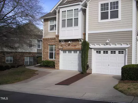 5043 Amber Clay Ln, Raleigh, NC 27612