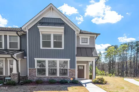1204 Metropolitan Dr, Durham, NC 27713