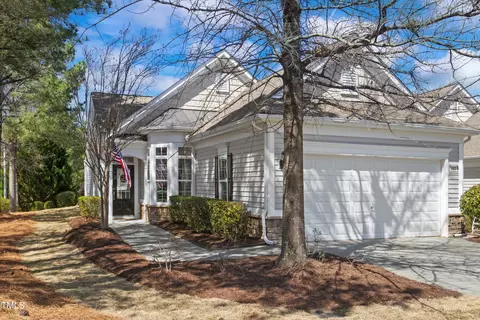 103 Hennigan Dr, Cary, NC 27519