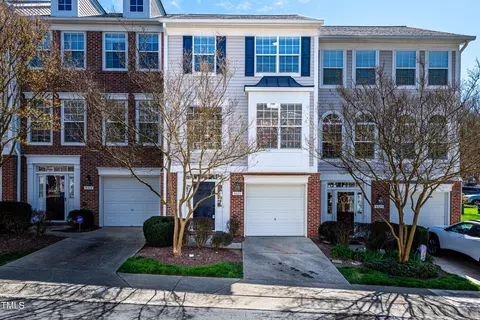 5321 Echo Ridge Rd, Raleigh, NC 27612