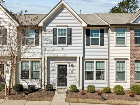 122 Holly Berry Ln, Durham, NC 27703