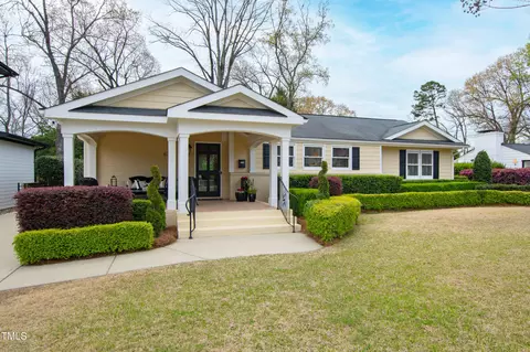 634 Smedes Pl, Raleigh, NC 27605