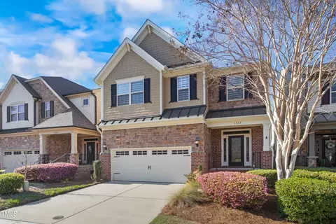 1322 English Cottage Ln, Cary, NC 27518