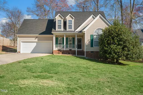 1706 Ashbark Ct, Apex, NC 27502