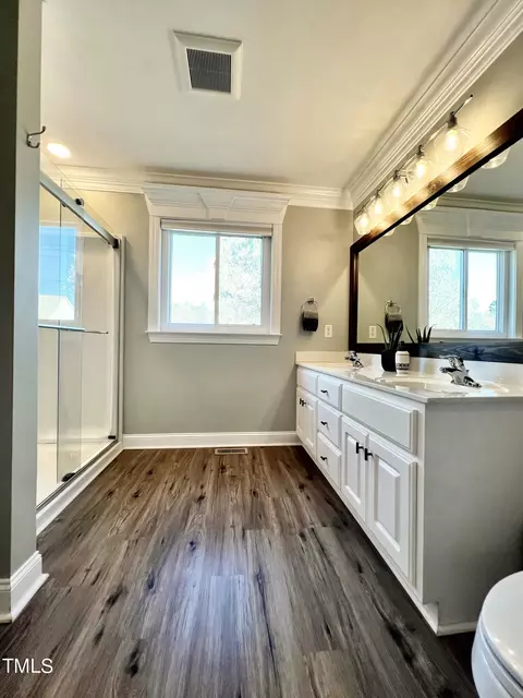 16 Moonlight Dr, Garner, NC 27529 photo 9